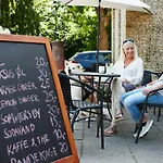 Vandrerhjem, I Kongens Baghave *