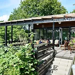 Ostello Vandrerhjem, I Kongens Baghave