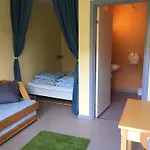 Ostello Vandrerhjem, I Kongens Baghave