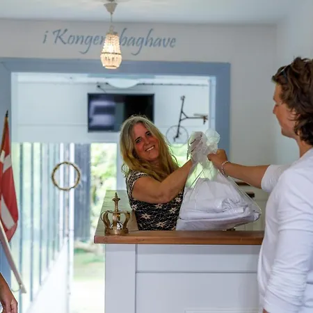 Vandrerhjem, I Kongens Baghave