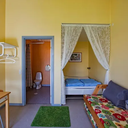 Hostel Vandrerhjem, I Kongens Baghave *