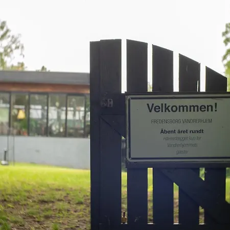 Vandrerhjem, I Kongens Baghave Hostel *