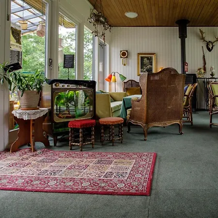 Vandrerhjem, I Kongens Baghave Ostello Fredensborg