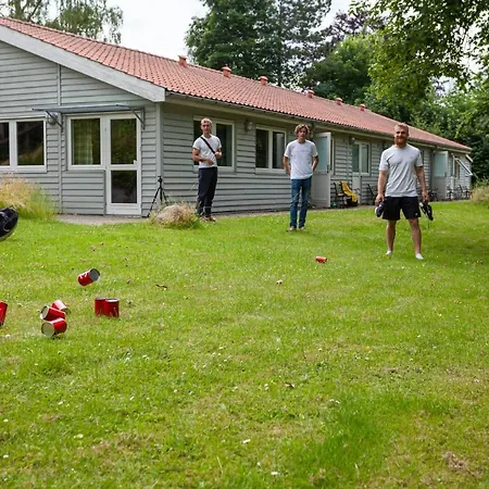 Hostel Vandrerhjem, I Kongens Baghave