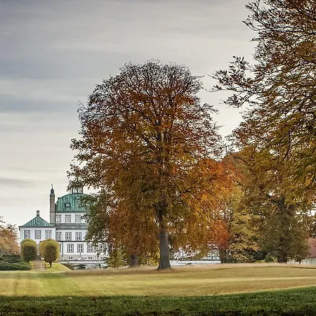 Vandrerhjem, I Kongens Baghave Hostel *