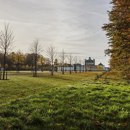 Vandrerhjem, I Kongens Baghave *