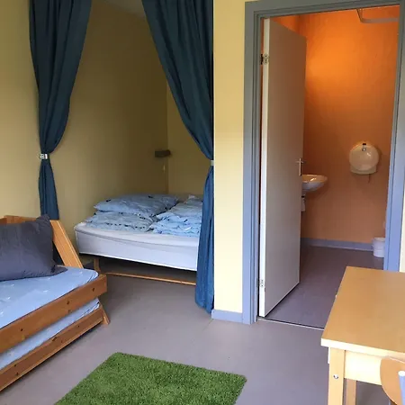 Ostello Vandrerhjem, I Kongens Baghave
