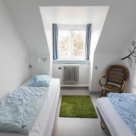 Hostel Vandrerhjem, I Kongens Baghave