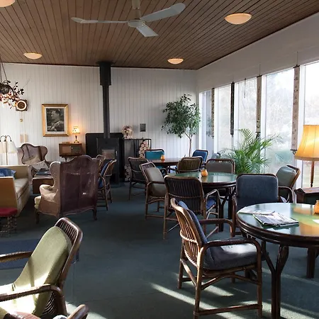 Vandrerhjem, I Kongens Baghave Fredensborg