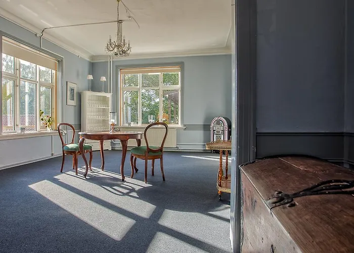 Vandrerhjem, I Kongens Baghave Ostello *