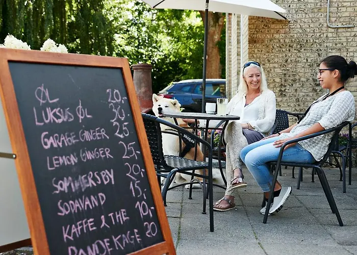 Vandrerhjem, I Kongens Baghave *