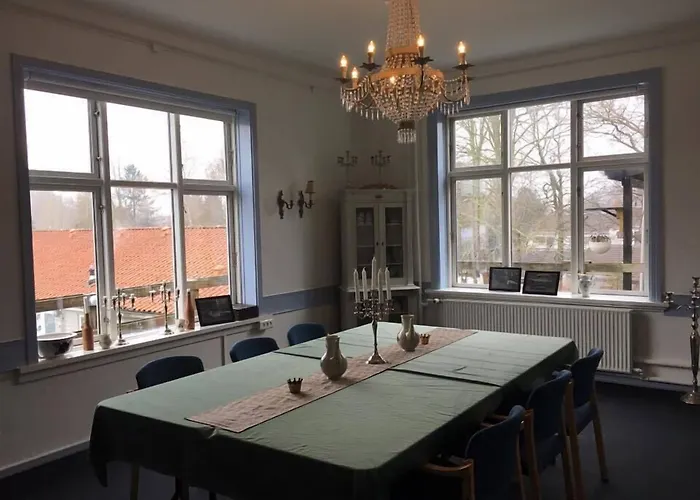 Vandrerhjem, I Kongens Baghave Fredensborg